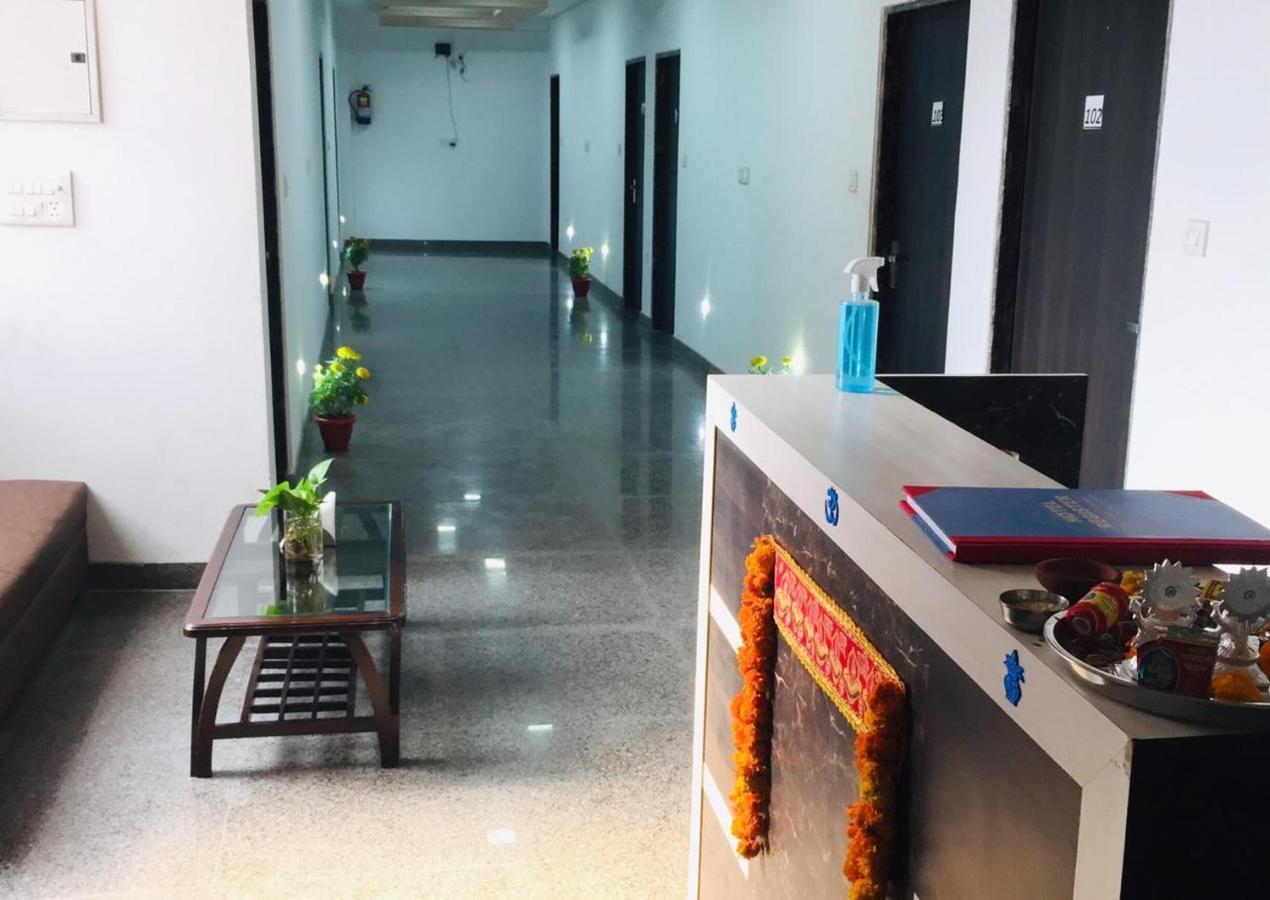The Magnum Bed & Breakfast Yeni Delhi Dış mekan fotoğraf